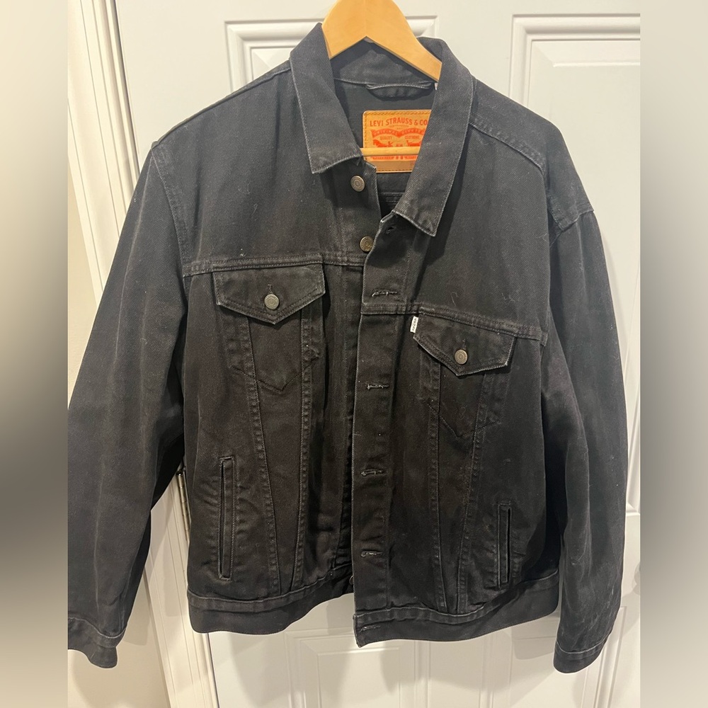 Levi black denim jacket